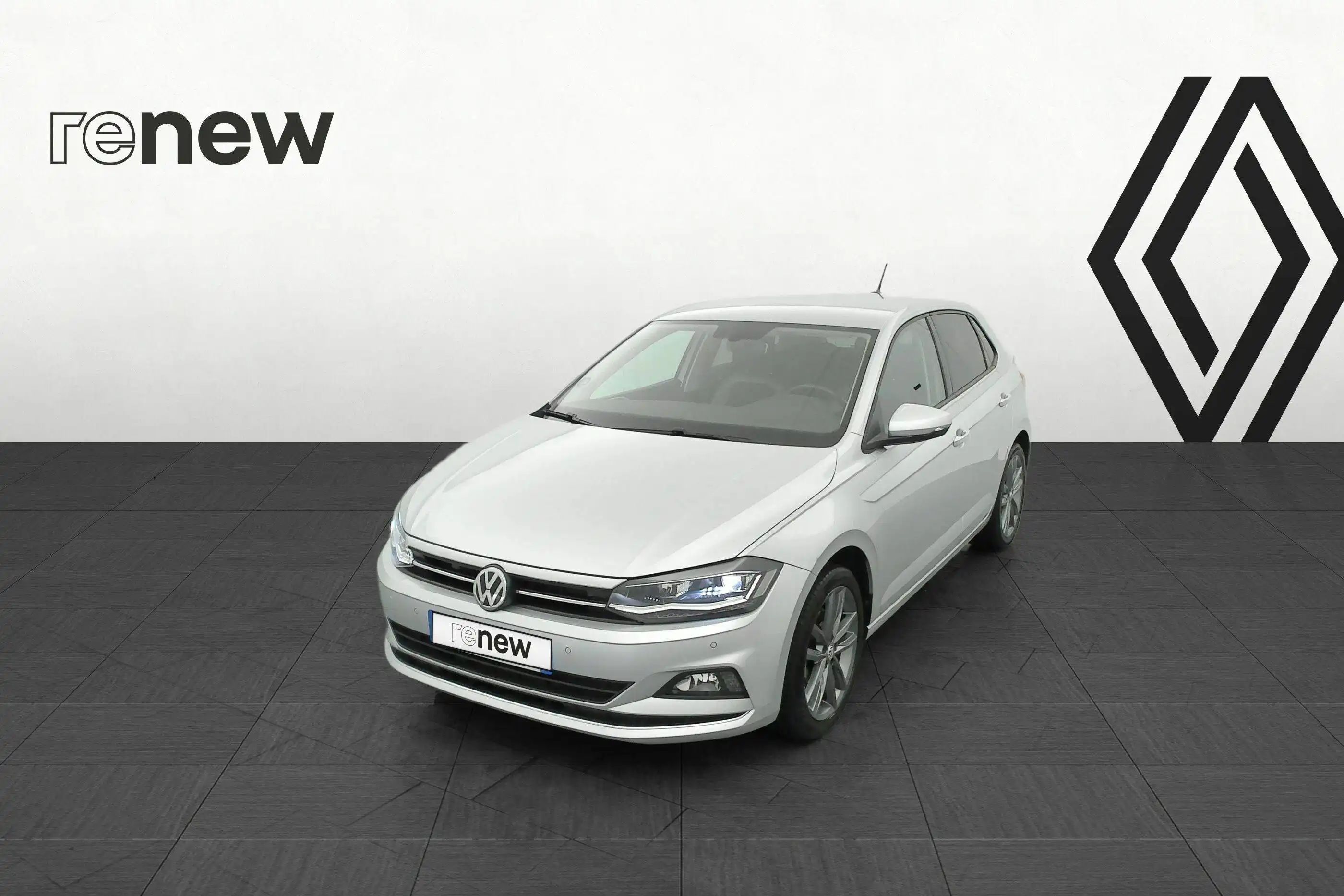 VOLKSWAGEN  POLO 1.0 TSI 115 S&S DSG7 R-LINE - LUXE AUTO 